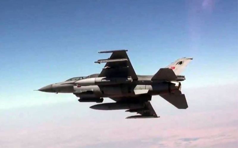 Ansızın vurmaya devam! 13 terörist etkisiz hale getirildi!