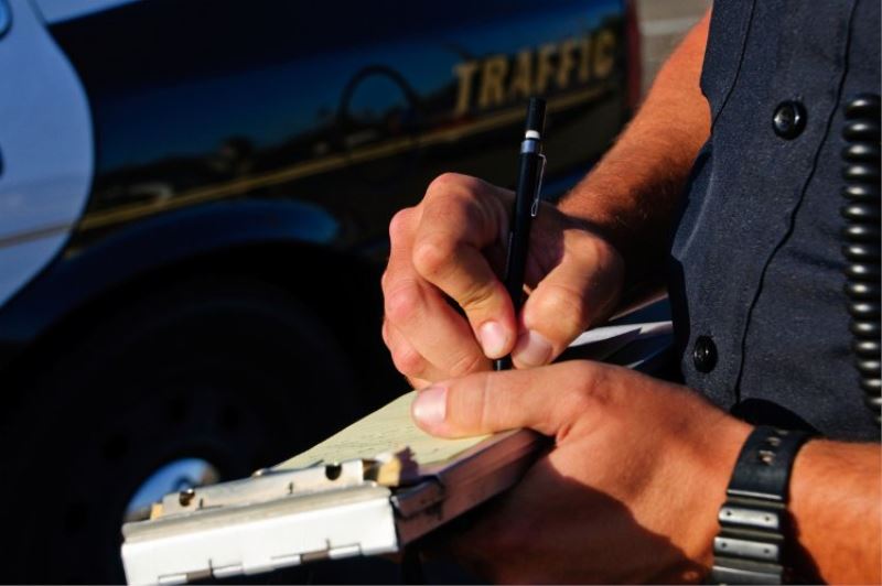 Pandemiye rağmen 8 ayda 12 milyon liraya yakın trafik cezası kesildi