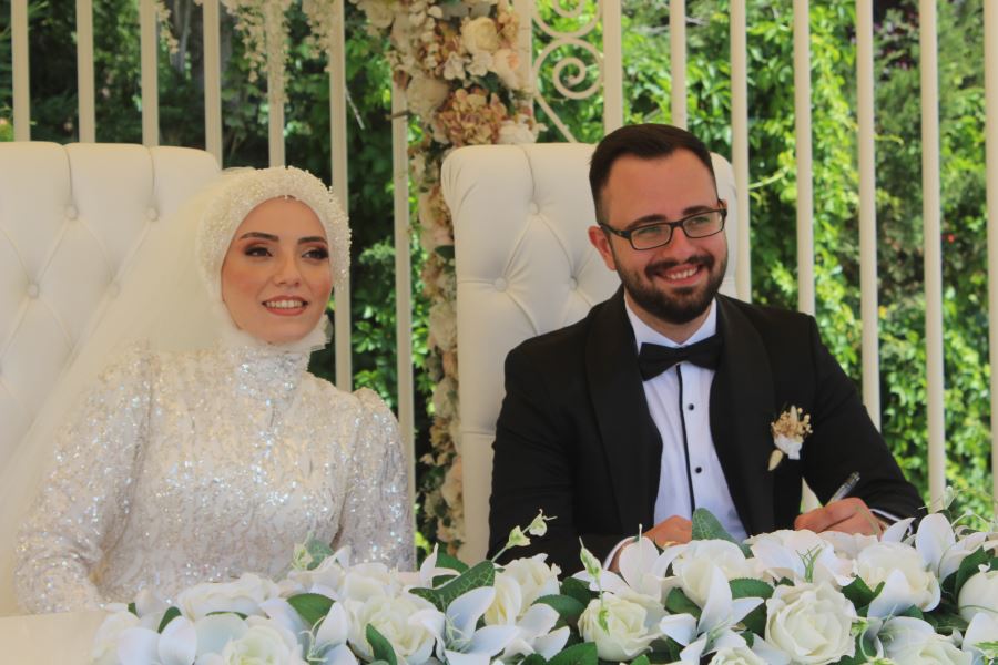Metin Erkol’un oğlu evlendi