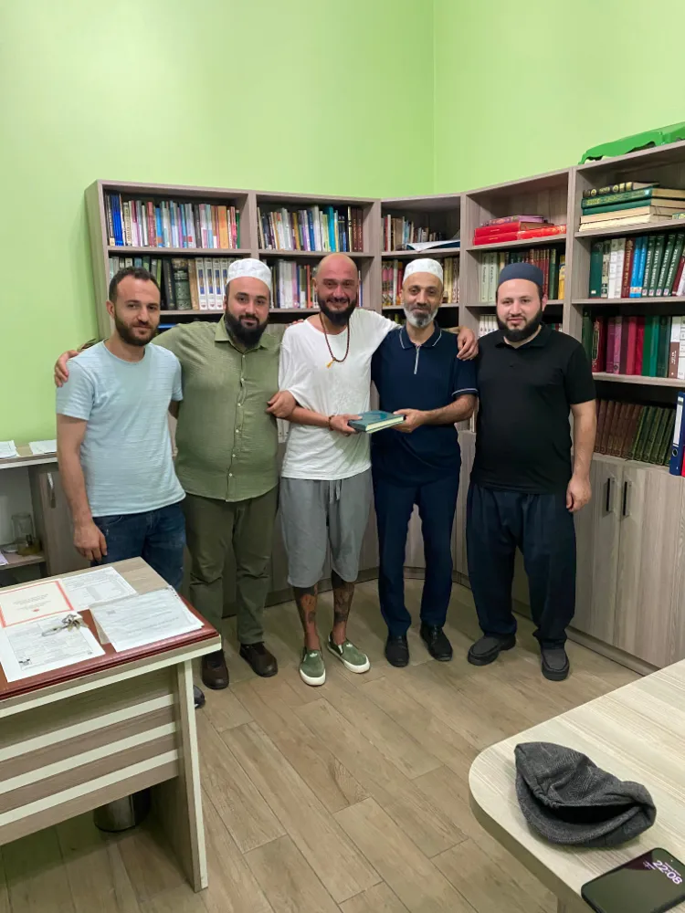 Rumen Andrei Müslüman oldu, Adem adını aldı
